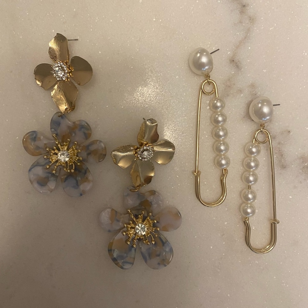NEW. Earring Bundle. Purchased From TJ Maxx.